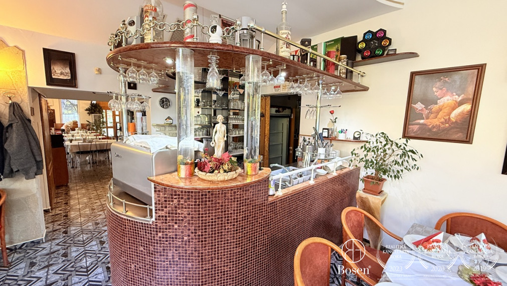 Obchodný priestor – Kancelária  – Reštaurácia - Vlastný Pozemok - Petržalka, Šustekova ulica