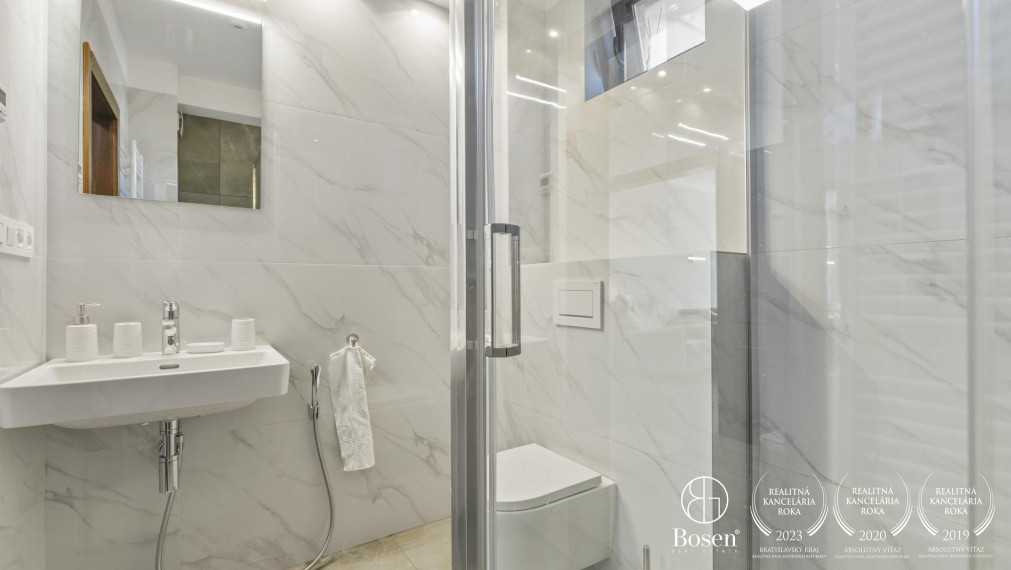 5-izbový radový rodinný dom, Vendelínska ulica – Dúbravka