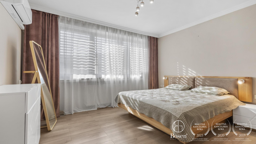 5-izbový radový rodinný dom, Vendelínska ulica – Dúbravka