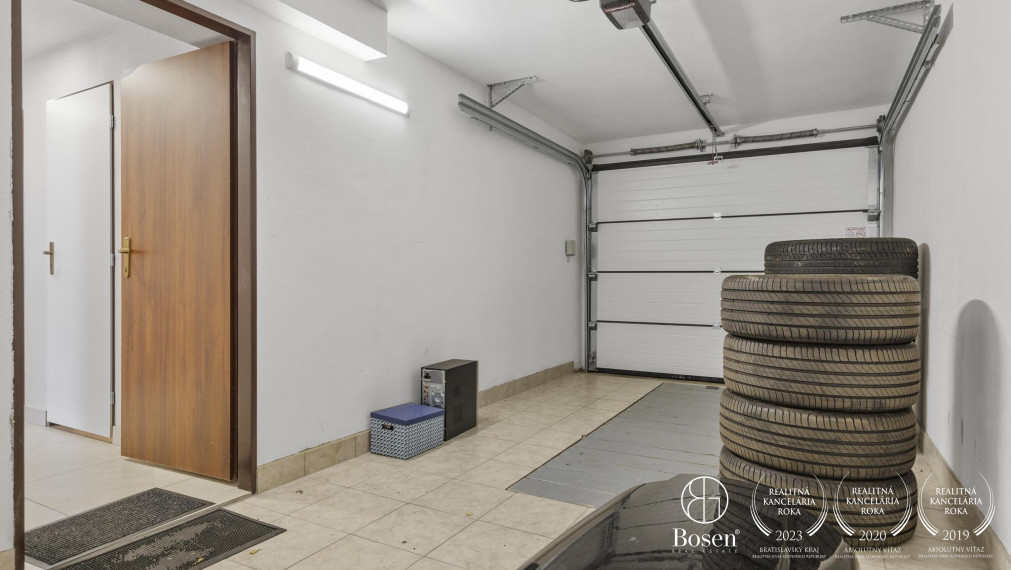 5-izbový radový rodinný dom, Vendelínska ulica – Dúbravka