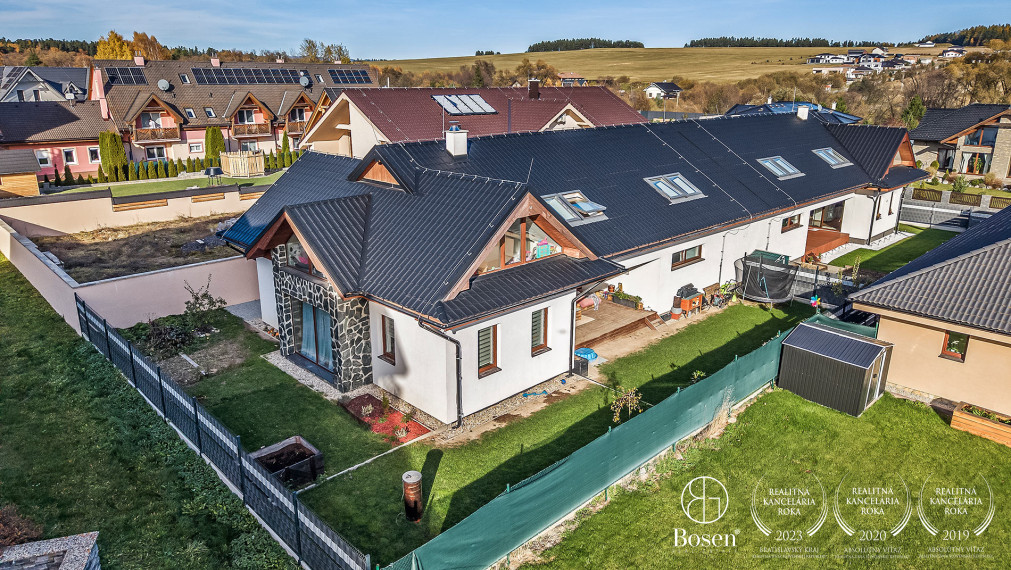 BOSEN | Moderný, zariadený rodinný dom vo Veľkej Lomnici