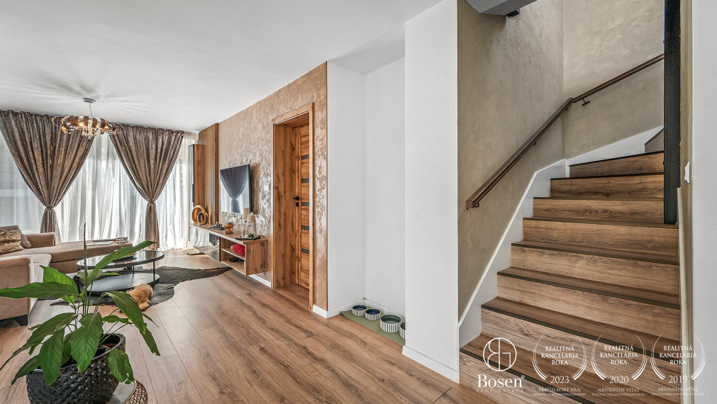 BOSEN | Moderný, zariadený rodinný dom vo Veľkej Lomnici