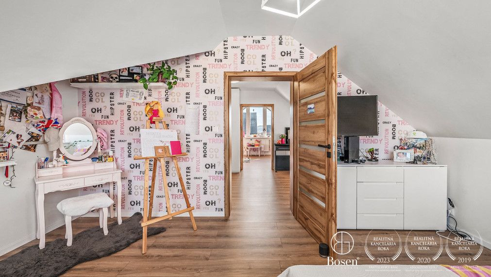 BOSEN | Moderný, zariadený rodinný dom vo Veľkej Lomnici