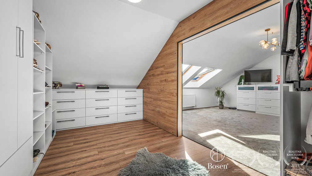 BOSEN | Moderný, zariadený rodinný dom vo Veľkej Lomnici