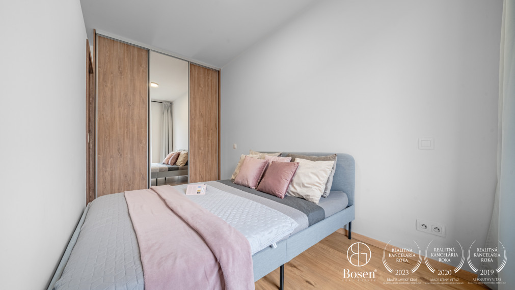 BOSEN | Krásny zariadený 2 izbový byt, Slnečnice - Zóna Mesto