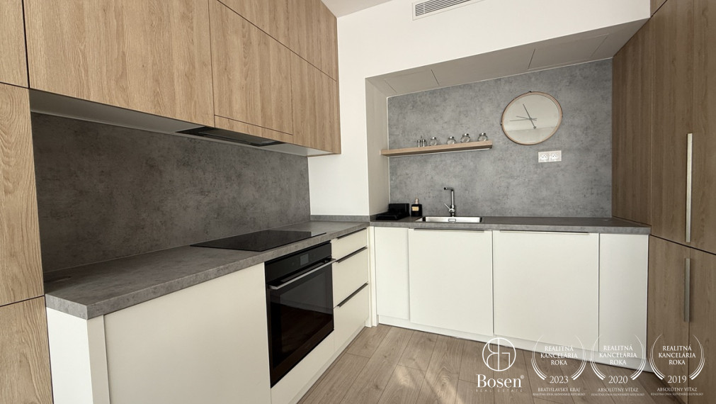 LOYALTERS | 2 izbový byt, moderný - kompletne zariadený, Záhorská Bystrica