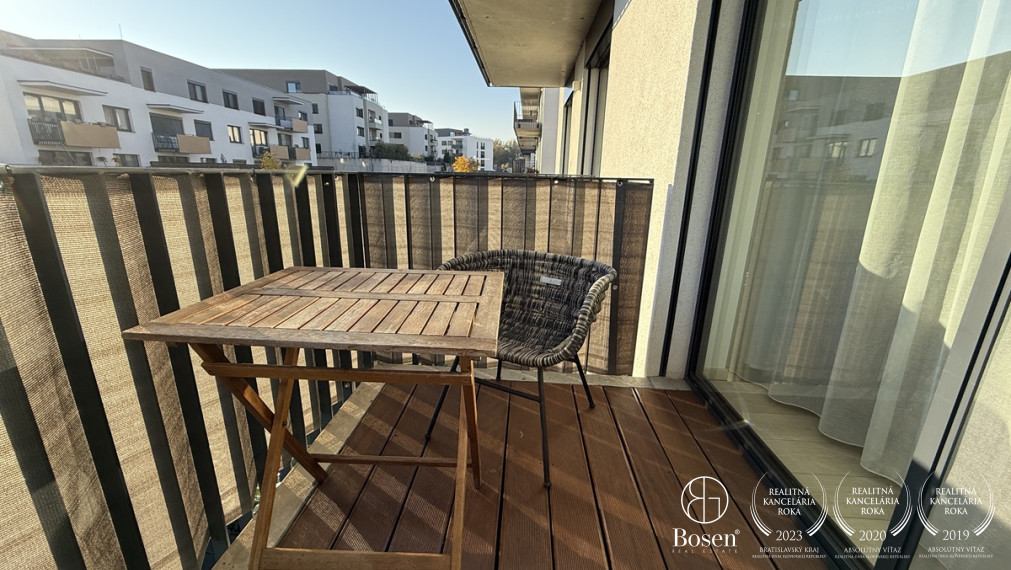 LOYALTERS | 2 izbový byt, moderný - kompletne zariadený, Záhorská Bystrica