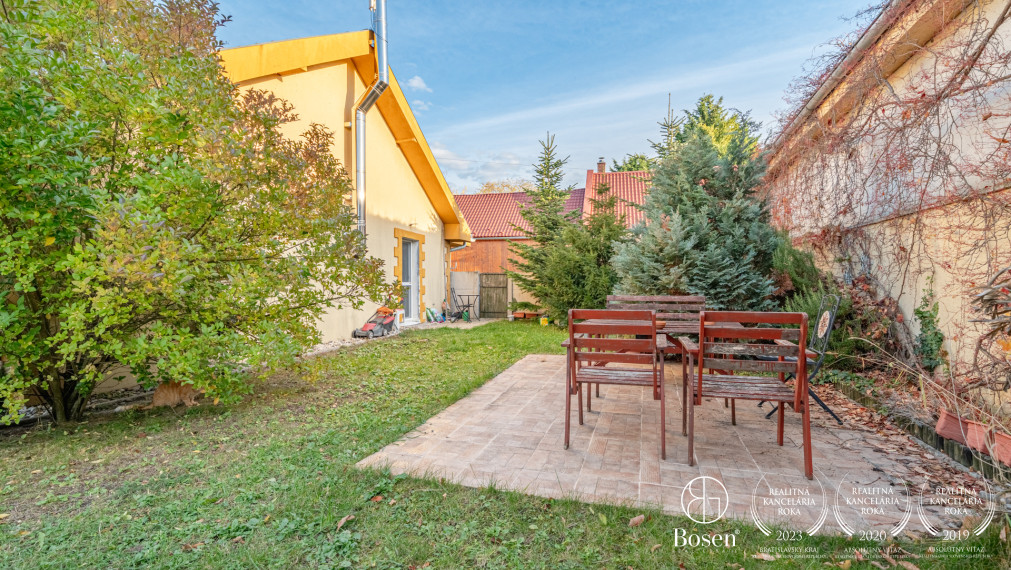 BOSEN | Rodinný 3 izbový dom v radovej zástavbe so záhradou