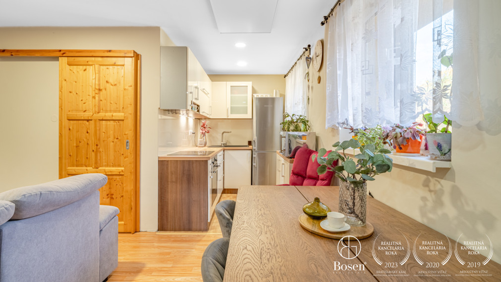 BOSEN | Rodinný 3 izbový dom v radovej zástavbe so záhradou