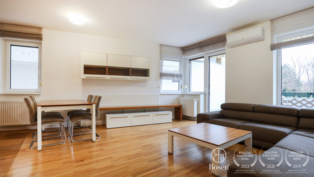 BOSEN | 4-izb byt s terasou a parkovaním - Botanicka ul.