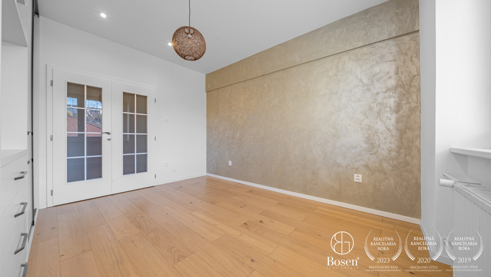 Bosen | REZERVOVANÉ Svetlý 2-izbový byt v Novom Meste, Šuňavcova