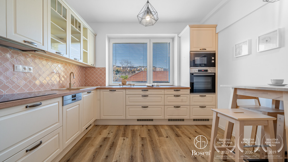 Bosen | REZERVOVANÉ Svetlý 2-izbový byt v Novom Meste, Šuňavcova