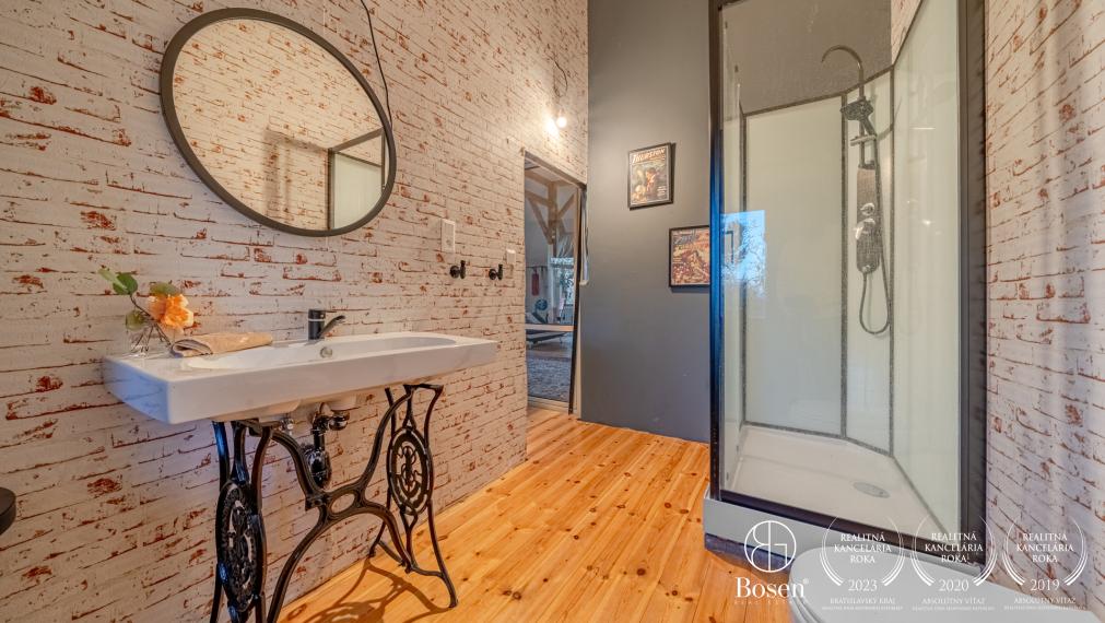 BOSEN | Unique country estate, family house, stable, 30,000 m² land, only 27 km from Bratislava, Dúbrava