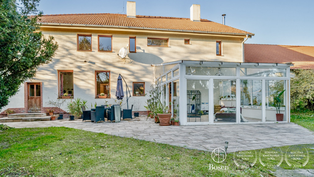 BOSEN | Unique country estate, family house, stable, 30,000 m² land, only 27 km from Bratislava, Dúbrava