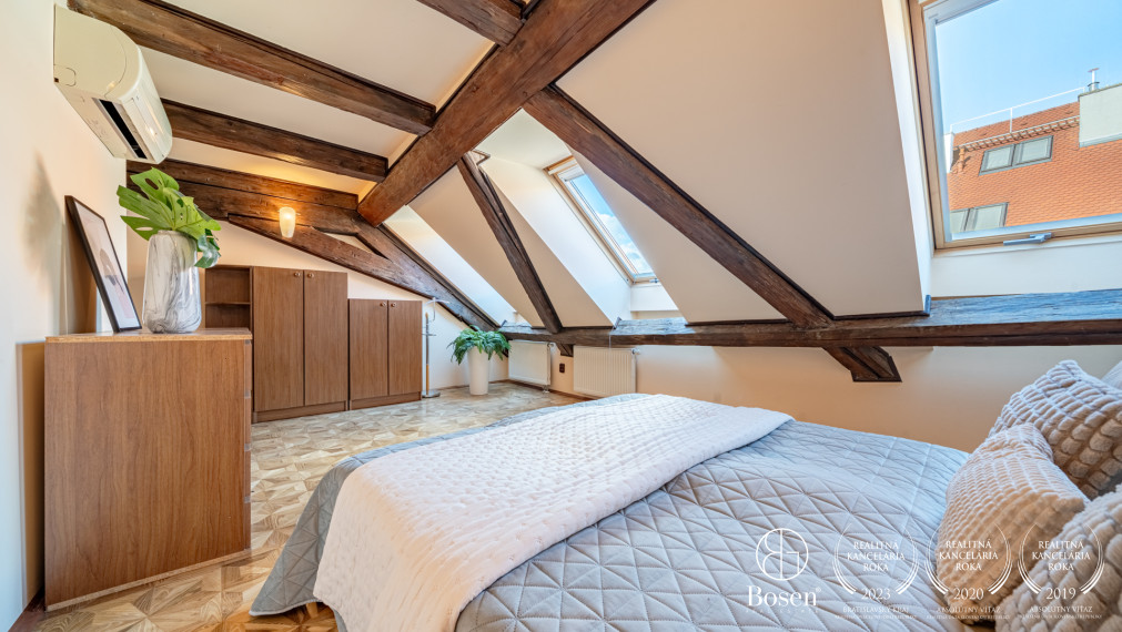 BOSEN | 5-room attic apartment with an exceptional atmosphere in the Esterházy Palace, Panská Street, Bratislava, 228 m²