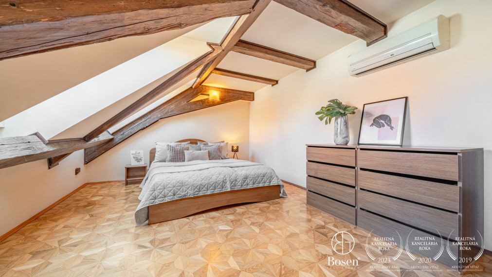 BOSEN | 5-room attic apartment with an exceptional atmosphere in the Esterházy Palace, Panská Street, Bratislava, 228 m²