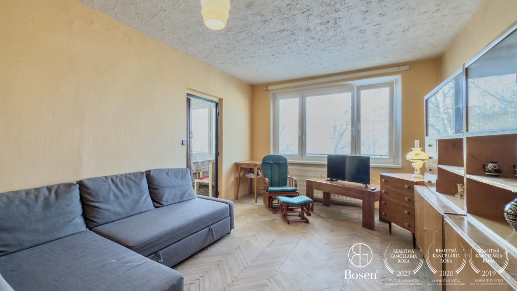 BOSEN | 2 izbový byt s loggiou v centre Fiľakova, 65m2