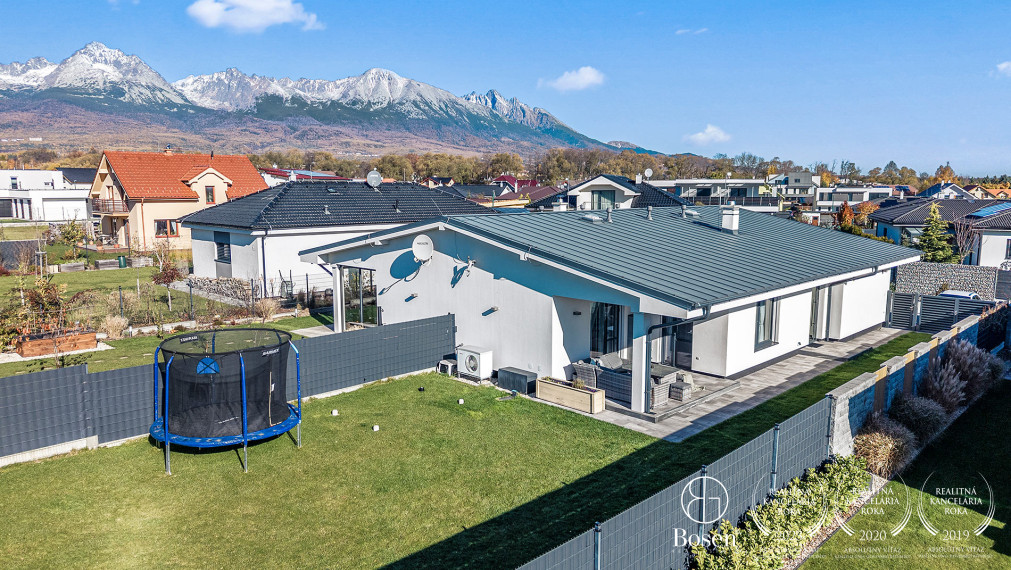 BOSEN | Šikovný rodinný domček s dušou a moderným štýlom