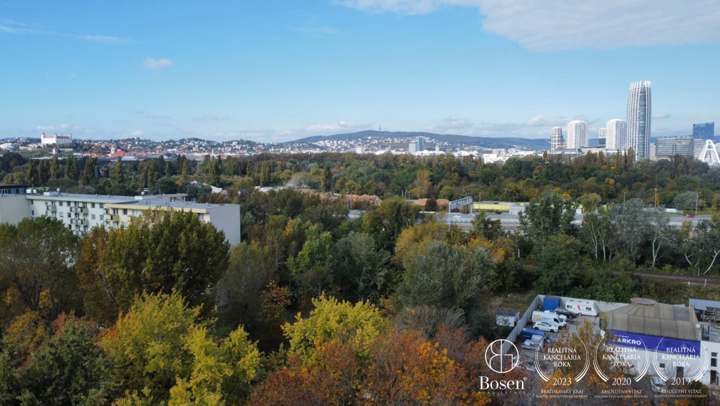 REZERVOVANÉ-Obchodný priestor – Kancelária  – Reštaurácia - Petržalka, Šustekova ulica