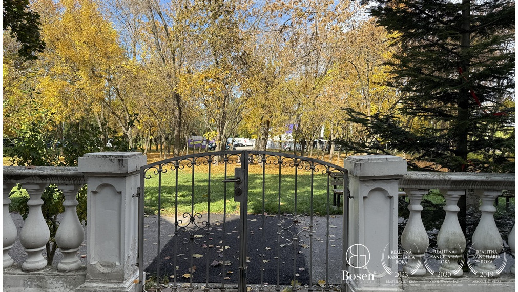 REZERVOVANÉ-Obchodný priestor – Kancelária  – Reštaurácia - Petržalka, Šustekova ulica