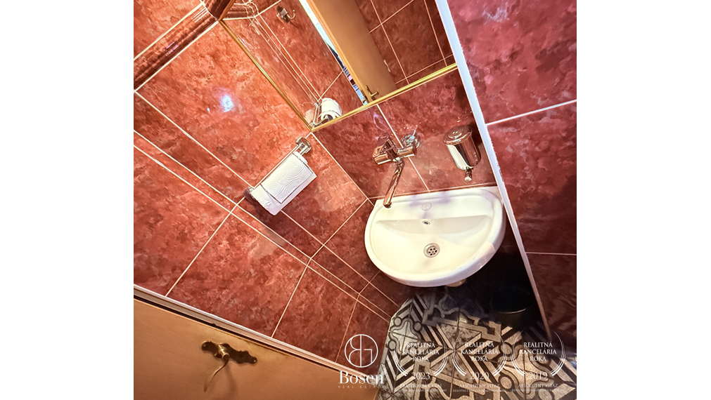 REZERVOVANÉ-Obchodný priestor – Kancelária  – Reštaurácia - Petržalka, Šustekova ulica