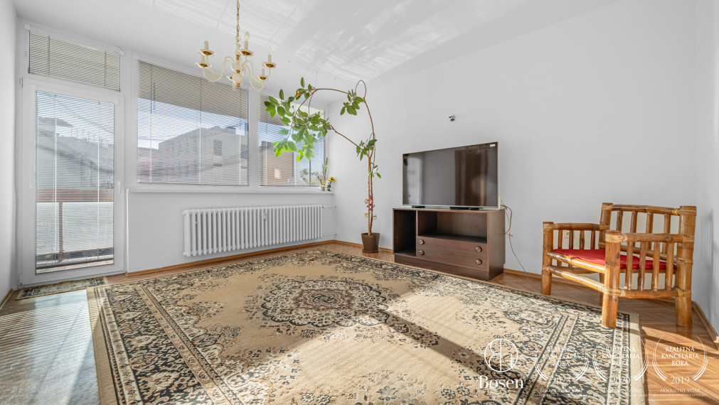1,5-izbový byt s loggiou a parkovaním v centre – Medená ul.