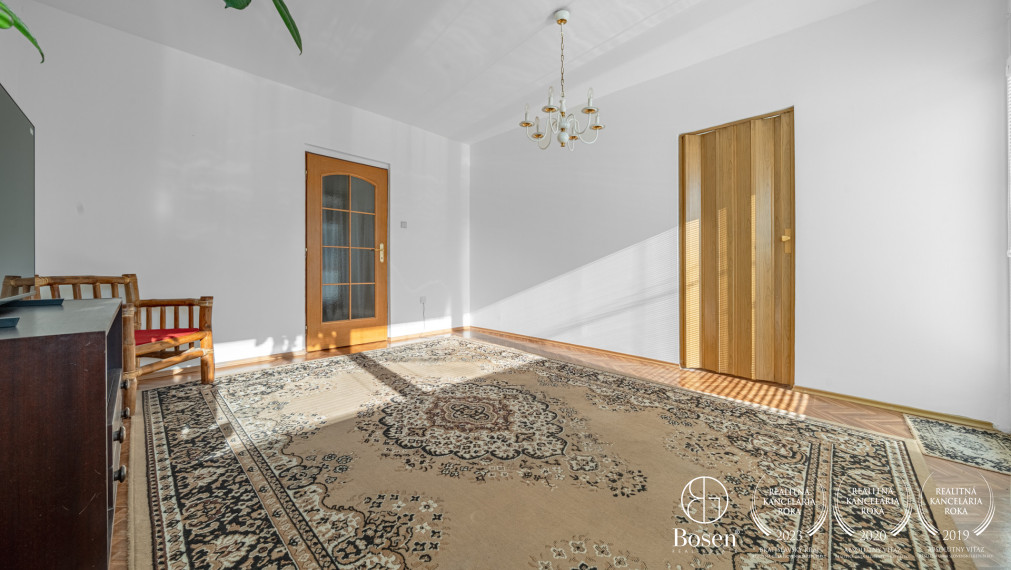 1,5-izbový byt s loggiou a parkovaním v centre – Medená ul.