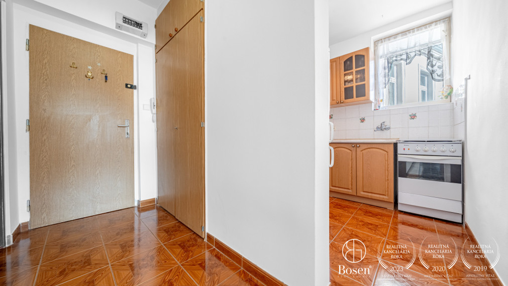 1,5-izbový byt s loggiou a parkovaním v centre – Medená ul.