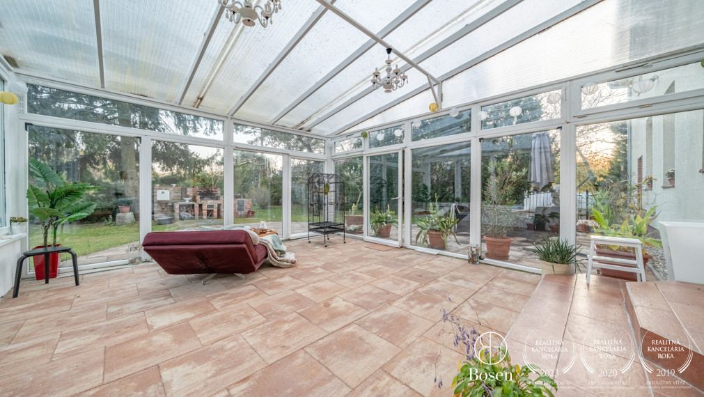 BOSEN | Unique country estate, family house, stable, 30,000 m² land, only 27 km from Bratislava, Dúbrava