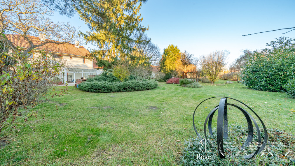 BOSEN | Unique country estate, family house, stable, 30,000 m² land, only 27 km from Bratislava, Dúbrava