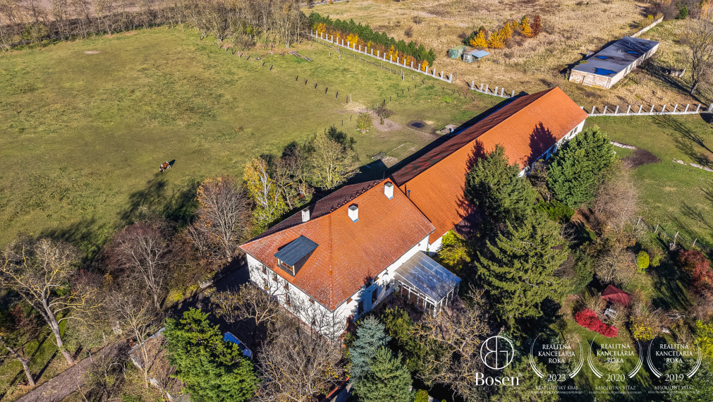 BOSEN | Unique country estate, family house, stable, 30,000 m² land, only 27 km from Bratislava, Dúbrava