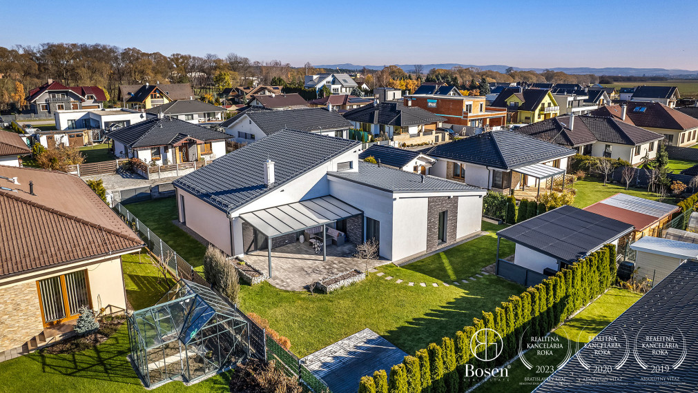 BOSEN | Moderný a štýlový rodinný dom v obci Batizovce
