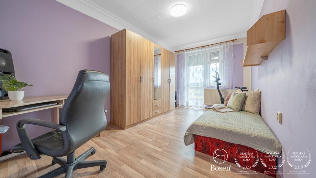 Bosen Group Vám ponúka exkluzívne na predaj 2 domy v Dolanoch