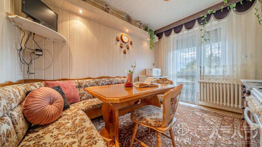 Bosen Group Vám ponúka exkluzívne na predaj 2 domy v Dolanoch