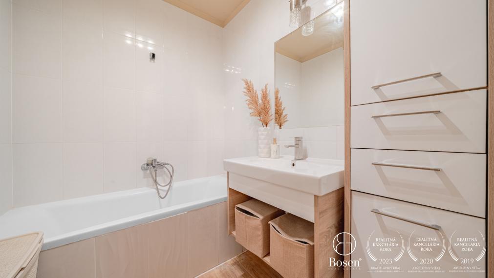 Bosen Realicity ponúka 2-izbový investičný byt v Maďarsku