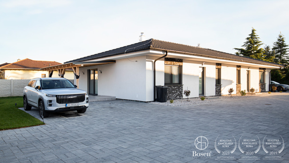 BOSEN | PRENÁJOM 3-izbový byt v rodinnom dome - Veľké Dvorníky