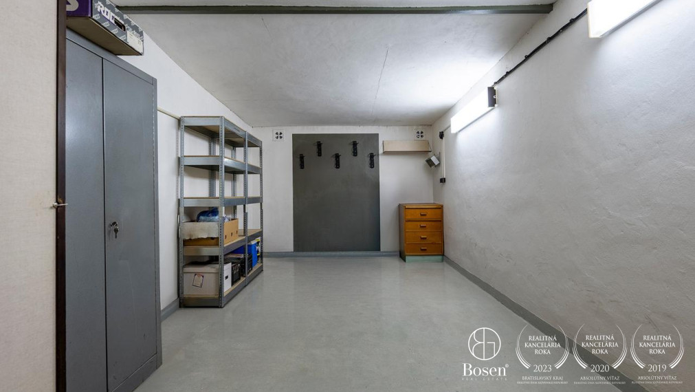 BOSEN | Garáž na prenájom na ul. Hviezdoslavovej v Poprade