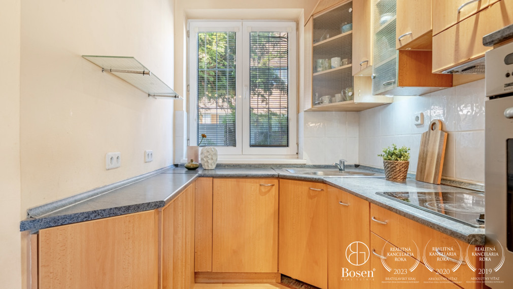 BOSEN | Rodinný 4-izbový dom s garážou, Podunajské Biskupice, 195 m²