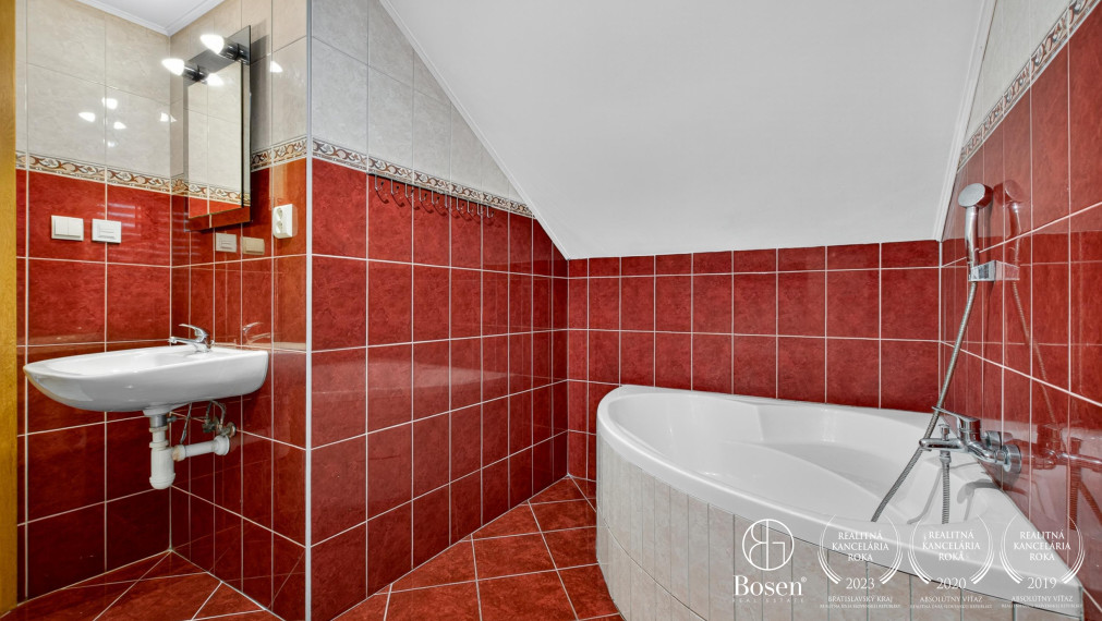 BOSEN | Na predaj 5 izbový rodinný dom v obci Kúty