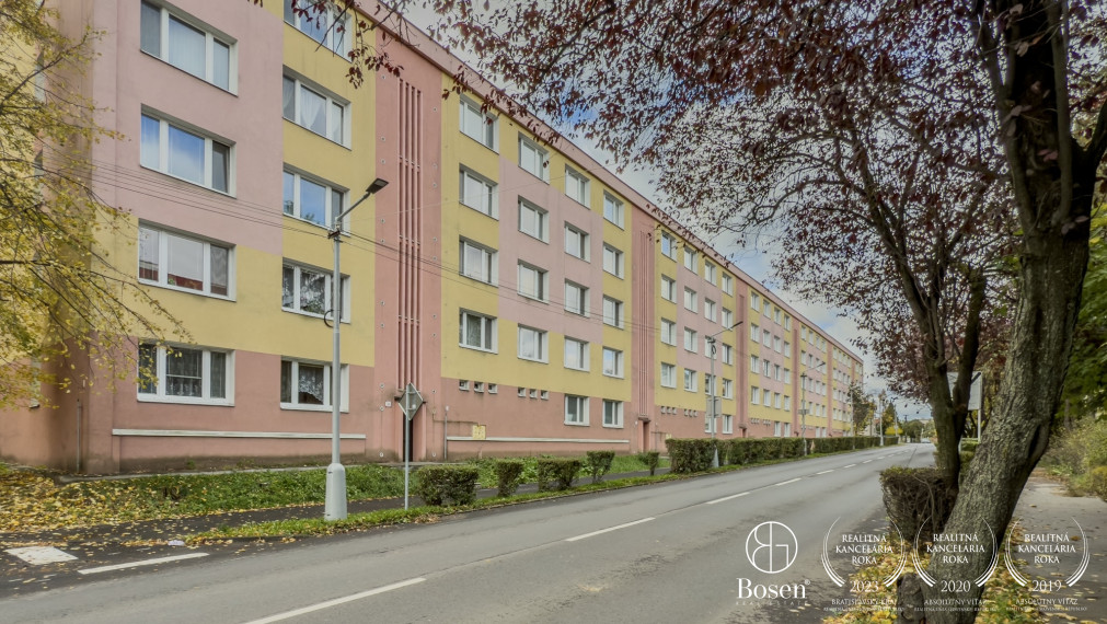 BOSEN | Výnimočný 3 izbový byt s loggiou, 84m2, M. Rázusa