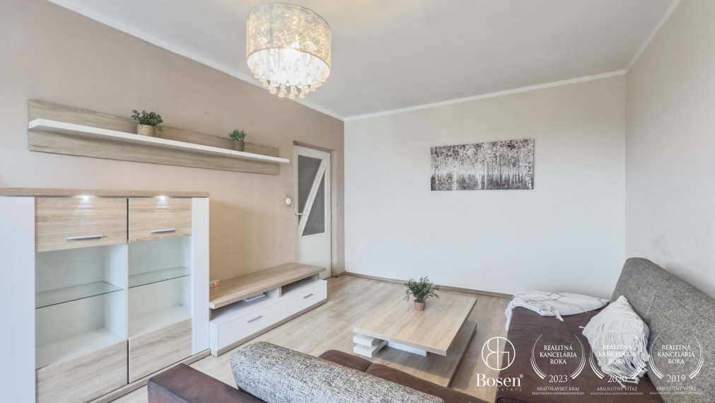 BOSEN | Výnimočný 3 izbový byt s loggiou, 84m2, M. Rázusa