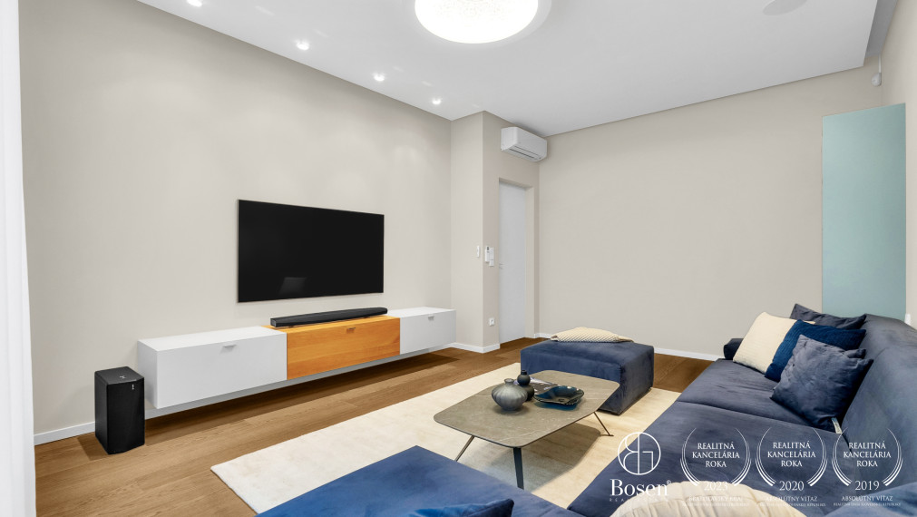 BOSEN | Charakter, štýl a pokoj v centre - 3 izb. byt,  Medená ulica, Staré Mesto, 88 m2