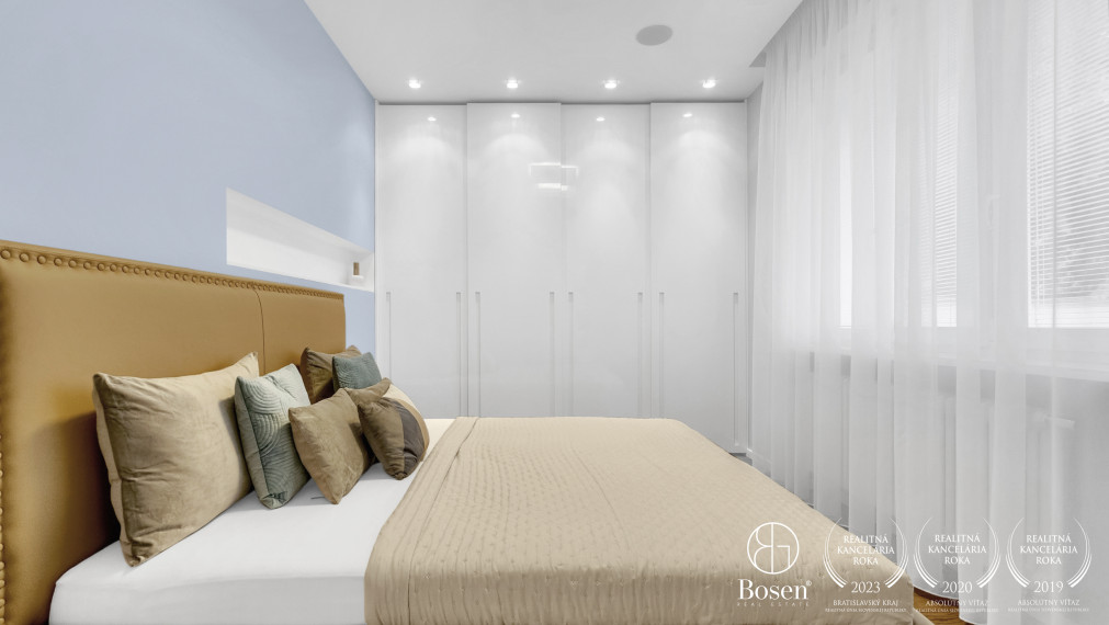 BOSEN | Charakter, štýl a pokoj v centre - 3 izb. byt,  Medená ulica, Staré Mesto, 88 m2