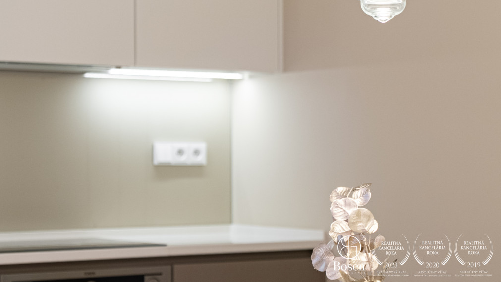 BOSEN | Charakter, štýl a pokoj v centre - 3 izb. byt,  Medená ulica, Staré Mesto, 88 m2