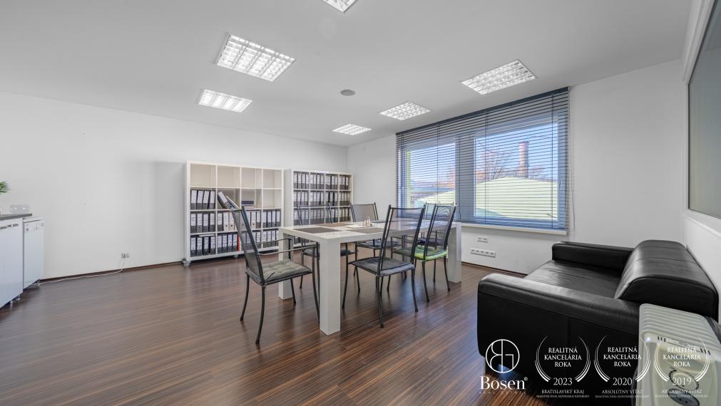 BOSEN | Areál s budovou, skladom a dostatkom parkovania