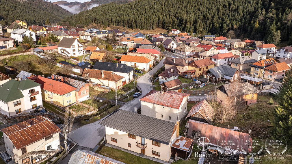 BOSEN | 5 izbový rodinný dom vo vyhľadávanej lokalite Vernár, Slovenský raj, 19 minút od Popradu, 124m²