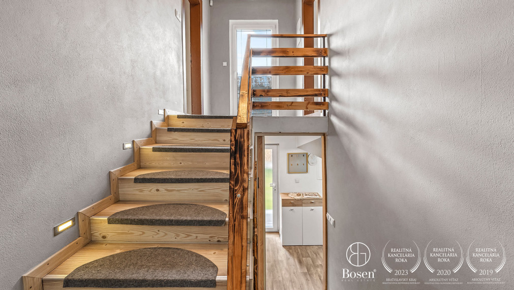 BOSEN | 5 izbový rodinný dom vo vyhľadávanej lokalite Vernár, Slovenský raj, 19 minút od Popradu, 124m²