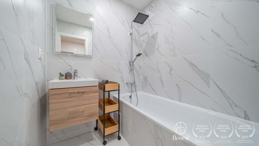 BOSEN | Kompletne zrekonštruovaný a plne zariadený 3i byt, Karlova Ves