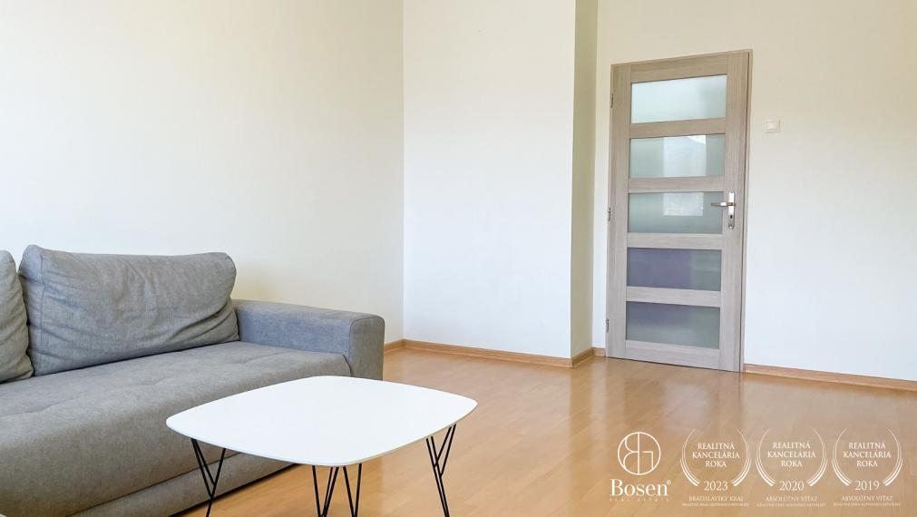 ARISE | Prenájom 2-izbový byt Partizánske-centrum