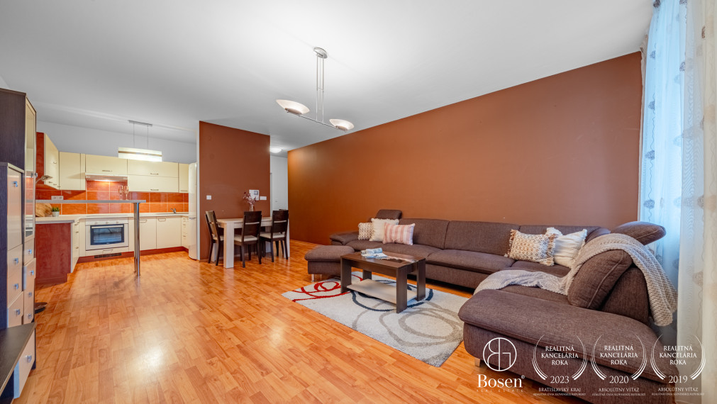 BOSEN | Priestranný 3 izbový byt v komplexe Koloseo, 90 m2